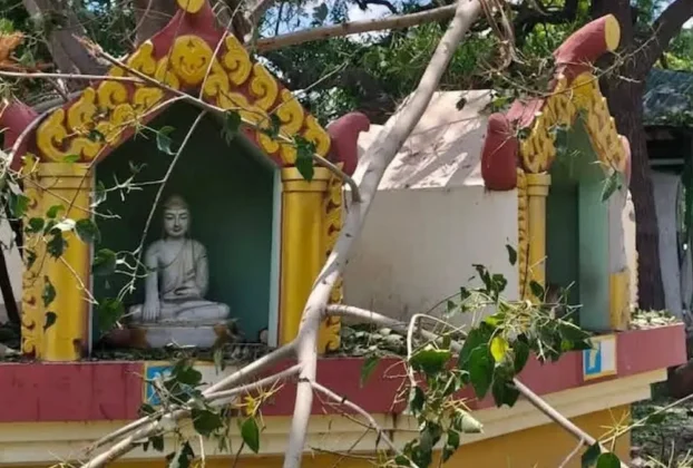 Monasterio budista afectado mientras personas participaban en un retiro de meditación