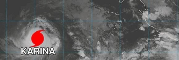 Imagen satelital del huracán Karina acercándose a la republica mexicana