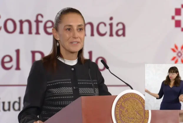 La Presidenta Claudia Sheinbaum durante su conferencia matutina desde Salón Guillermo Prieto en Palacio Nacional.