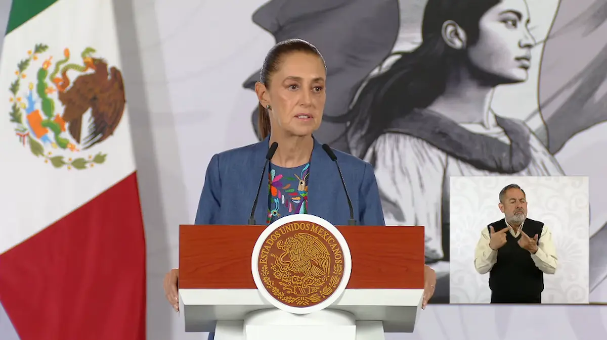 La Presidenta Claudia Sheinbaum durante su conferencia matutina desde Salón Guillermo Prieto en Palacio Nacional.