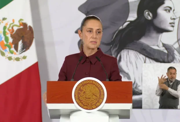 La Presidenta Claudia Sheinbaum durante su conferencia matutina desde Salón Guillermo Prieto en Palacio Nacional.