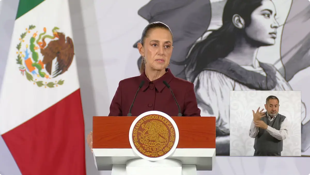 La Presidenta Claudia Sheinbaum durante su conferencia matutina desde Salón Guillermo Prieto en Palacio Nacional.