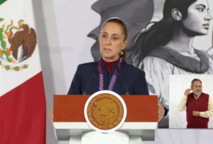 La Presidenta Claudia Sheinbaum durante su conferencia matutina desde Salón Guillermo Prieto en Palacio Nacional.