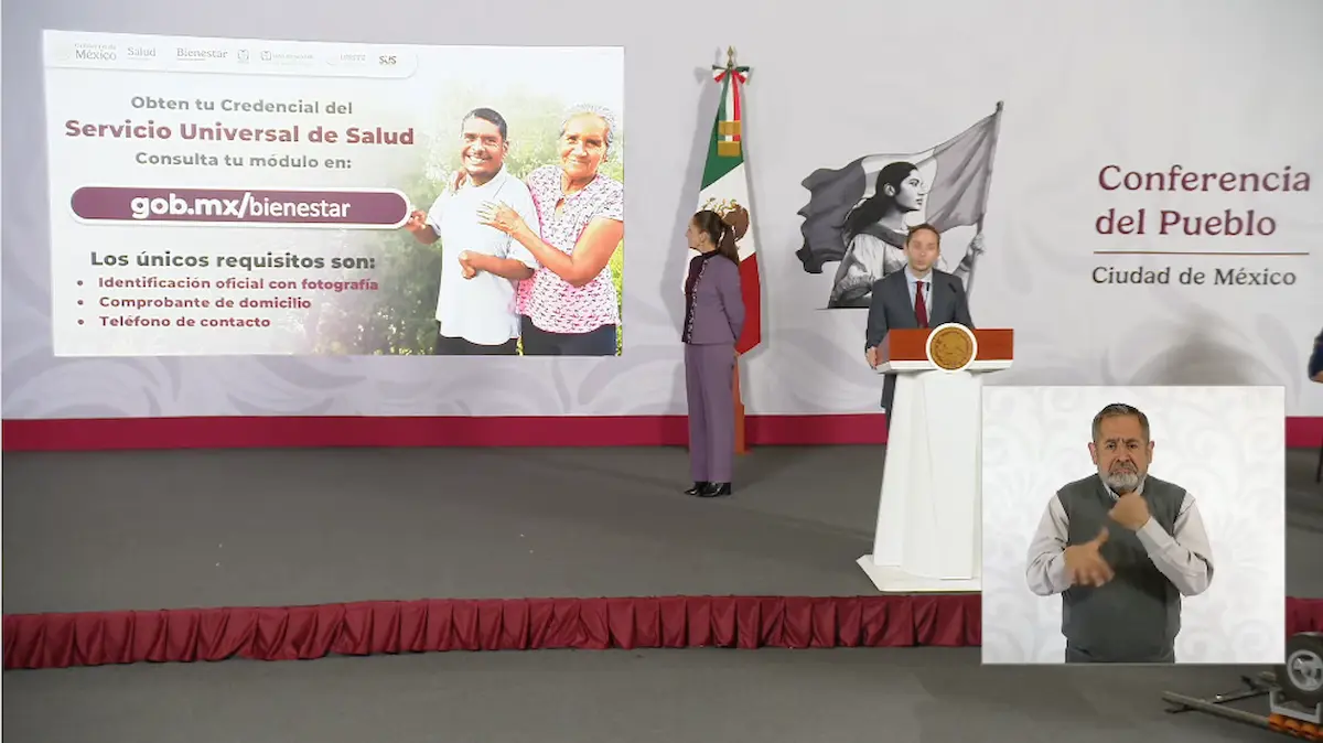 La Presidenta Claudia Sheinbaum durante su conferencia matutina desde Salón Guillermo Prieto en Palacio Nacional.