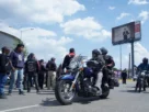 Grupo de motociclistas se manifiestan contra la Ley Casco