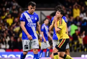 Jugadores de América y Puebla durante la jornada 5 de la LaLiga Mx