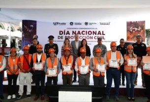El secretario General de Gobierno de la ciudad de Puebla, Franco Rodríguez Álvarez, reconoció el compromiso de quienes integran las áreas de Protección Civil del municipio, así como a los brigadistas comunitarios