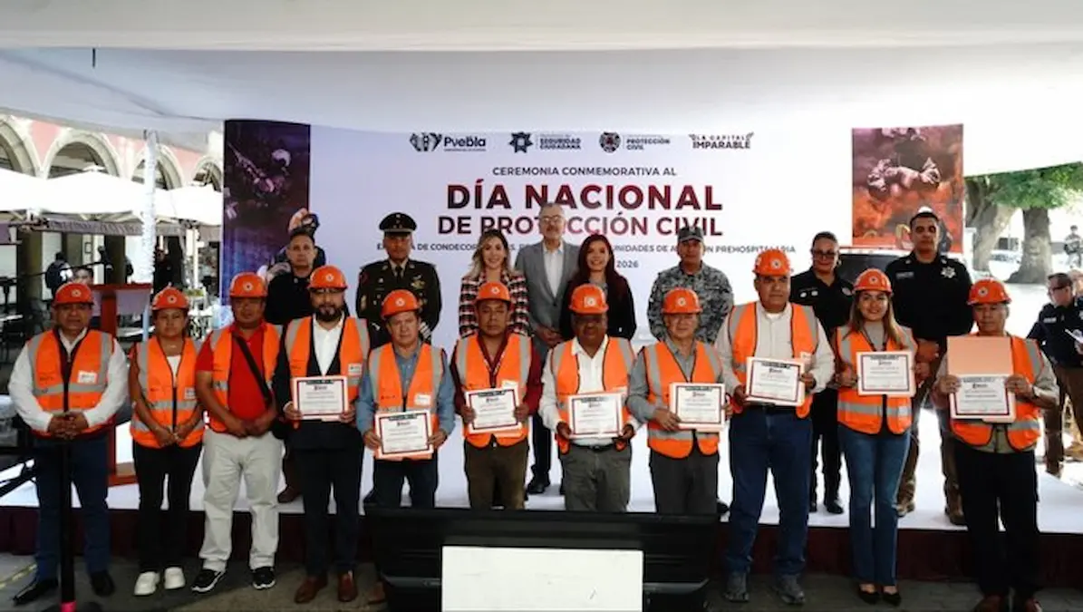 El secretario General de Gobierno de la ciudad de Puebla, Franco Rodríguez Álvarez, reconoció el compromiso de quienes integran las áreas de Protección Civil del municipio, así como a los brigadistas comunitarios
