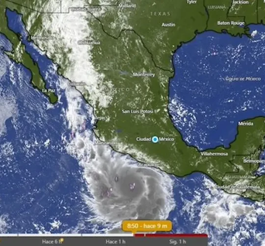El huracán Polo alcanzó la categoría 5 en la escala Saffir-Simpson frente a las costas del suroeste de México