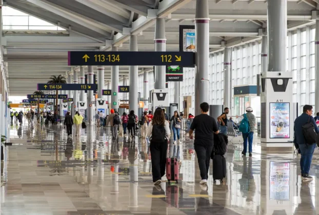 Interior del aeropuerto internacional Felipe Angeles