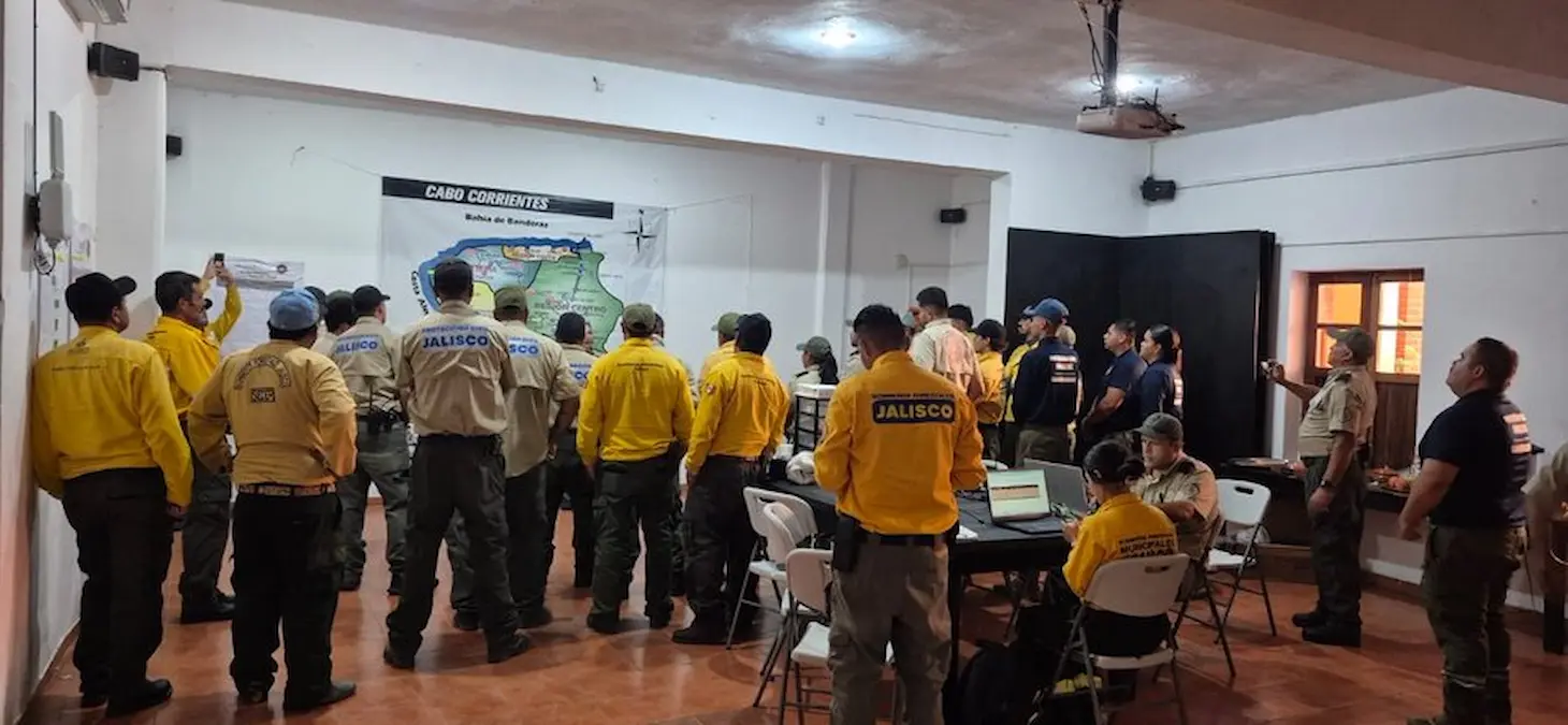 Autoridades de Jalisco reforzaron este martes el operativo preventivo ante la presencia del huracán ‘Polo‘, categoría 5