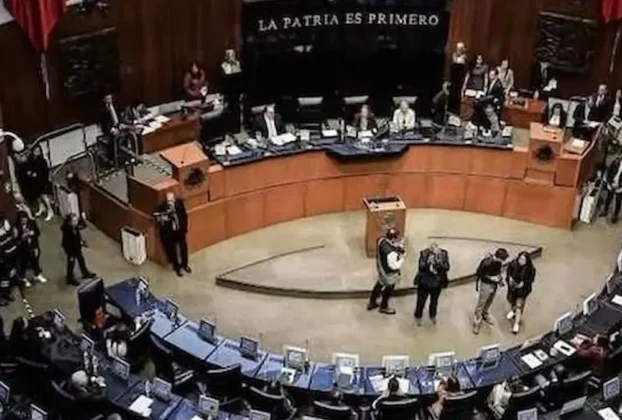 Sesión en el Senado