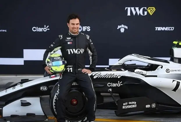 El mexicano Sergio 'Checo' Pérez, piloto de la escudería Cadillac de la Fórmula 1