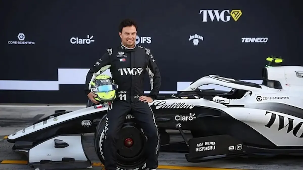 El mexicano Sergio 'Checo' Pérez, piloto de la escudería Cadillac de la Fórmula 1