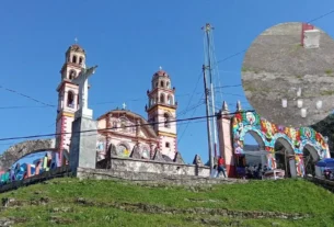 Iglesia de San Juan Bautista, en el municipio de Ahuacatlán, en la Sierra Norte de Puebla.
