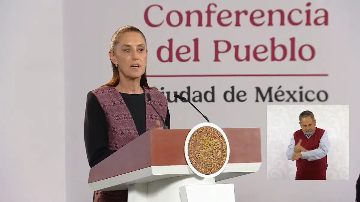 La Presidenta Claudia Sheinbaum durante su conferencia matutina desde Salón Guillermo Prieto en Palacio Nacional.