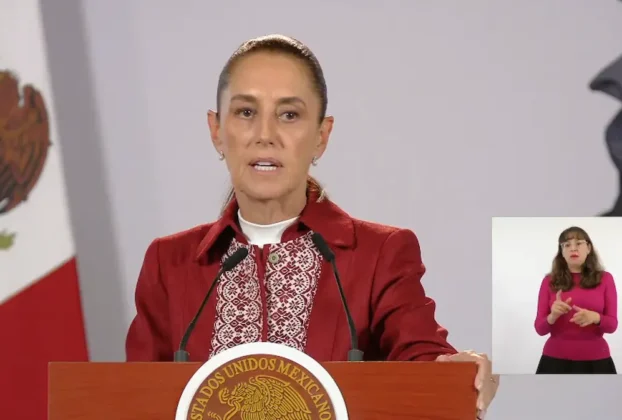 La Presidenta Claudia Sheinbaum durante su conferencia matutina desde Salón Guillermo Prieto en Palacio Nacional.