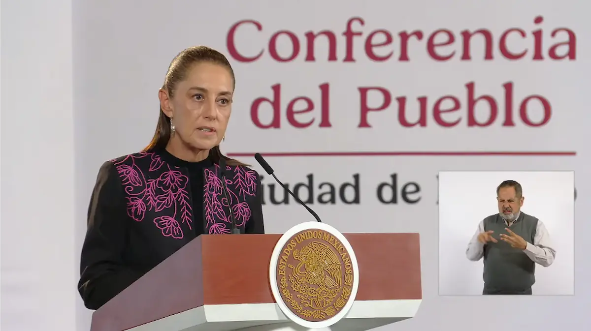 La Presidenta Claudia Sheinbaum durante su conferencia matutina desde Salón Guillermo Prieto en Palacio Nacional.