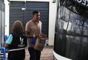 Ciudadano mexicano deportado desde Estados Unidos
