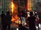 Integrantes del llamado “Bloque Negro” realizaron pintas, retiraron violentamente cámaras de vigilancia y lanzaron artefactos explosivos