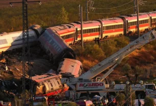 Accidente de trenes registrado en la línea de alta velocidad Madrid-Andalucía luego de que un tren AVE de Renfe embistiera por alcance a un convoy de la compañía Iryo