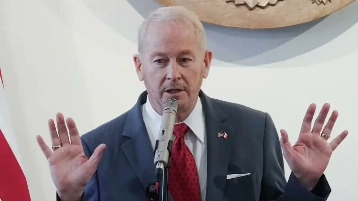 El embajador de Estados Unidos en México, Ronald Johnson