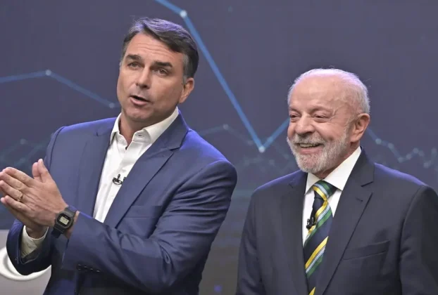 El ultraderechista Flávio Bolsonaro y el presidente de Brasil, Luiz Inácio Lula da Silva