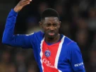Ousmane Dembélé pide su cambio luego de lesionarse durante el PSG vs Barcelona