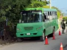 El camión trasladaba a estudiantes de secundaria y preparatoria, y uno de los pasajeros presentó una crisis nerviosa.