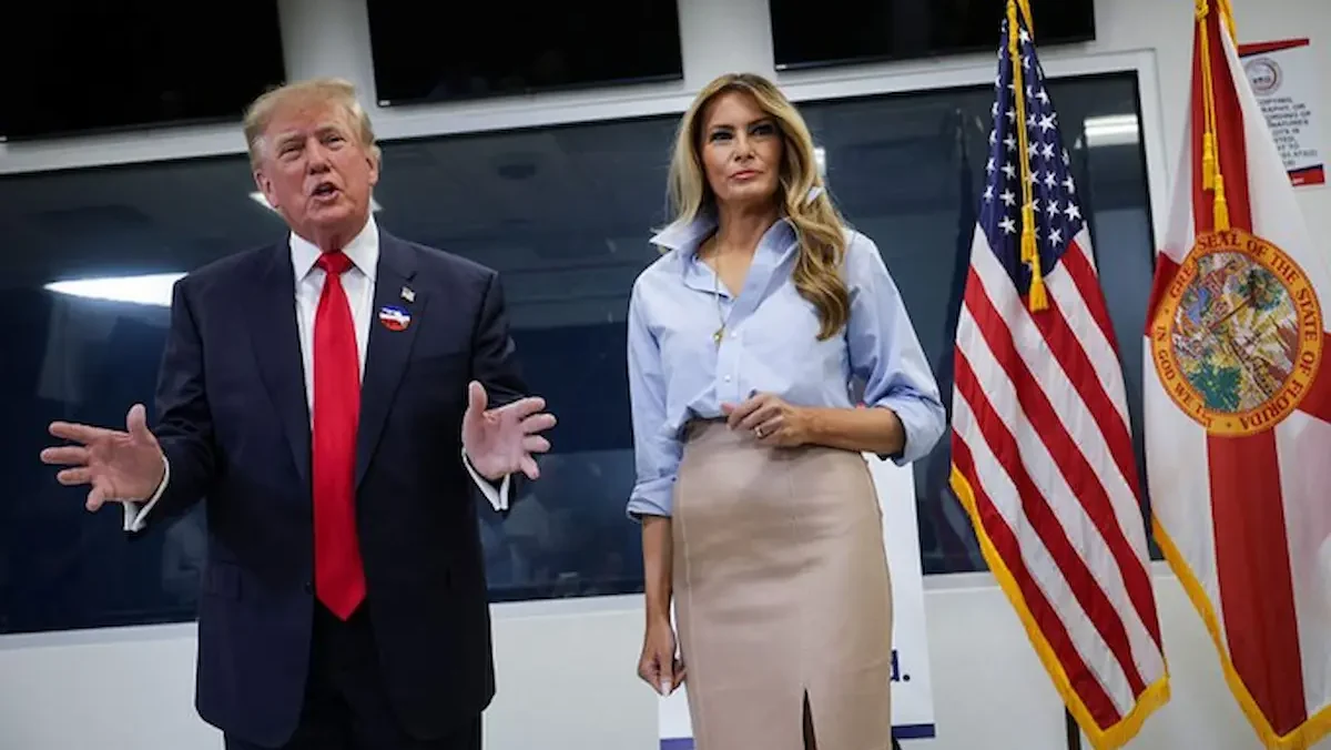 El presidente de Estados Unidos, Donald Trump, y la primera dama, Melania Trump, votaron este sábado en la oficina del Supervisor de Elecciones del Condado de Palm Beach (Florida)