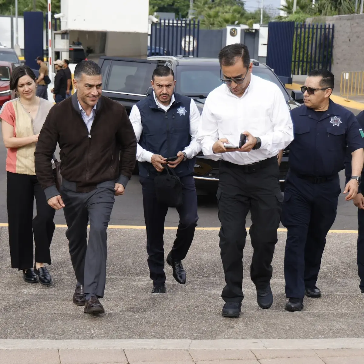 El secretario de Seguridad y Protección Ciudadana de México, Omar García Harfuch, realizó una visita de supervisión a Sinaloa por instrucciones de la presidenta Claudia Sheinbaum