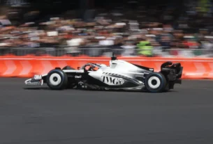 ‘Checo’ protagonizó el ‘Show Run’ realizado sobre la avenida Paseo de la Reforma