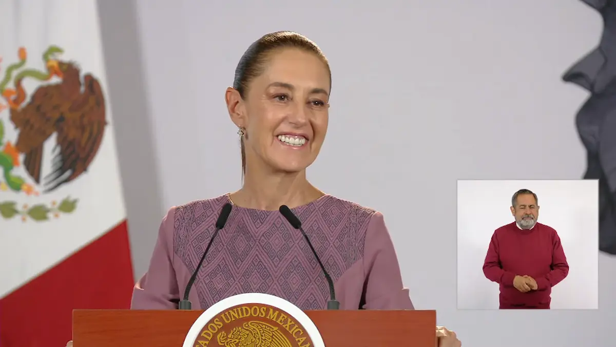 La Presidenta Claudia Sheinbaum durante su conferencia matutina desde Salón Guillermo Prieto en Palacio Nacional.