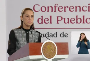 La Presidenta Claudia Sheinbaum durante su conferencia matutina desde Salón Guillermo Prieto en Palacio Nacional.