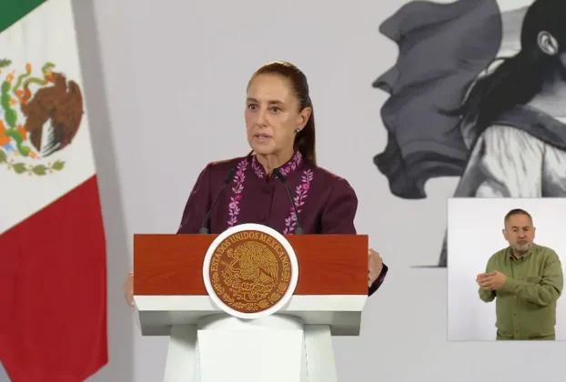 La Presidenta Claudia Sheinbaum durante su conferencia matutina desde Salón Guillermo Prieto en Palacio Nacional.