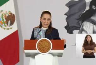 La Presidenta Claudia Sheinbaum durante su conferencia matutina desde Salón Guillermo Prieto en Palacio Nacional.