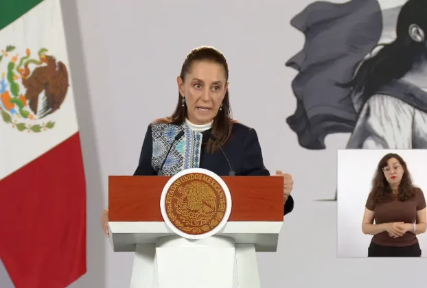 La Presidenta Claudia Sheinbaum durante su conferencia matutina desde Salón Guillermo Prieto en Palacio Nacional.