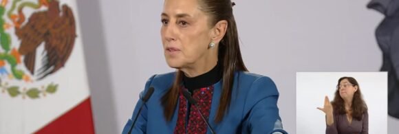 La Presidenta Claudia Sheinbaum durantesu conferencia matutina desde Salón Guillermo Prieto en Palacio Nacional.
