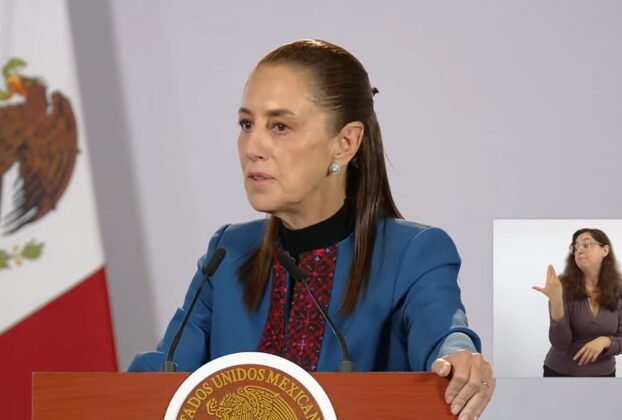 La Presidenta Claudia Sheinbaum durantesu conferencia matutina desde Salón Guillermo Prieto en Palacio Nacional.