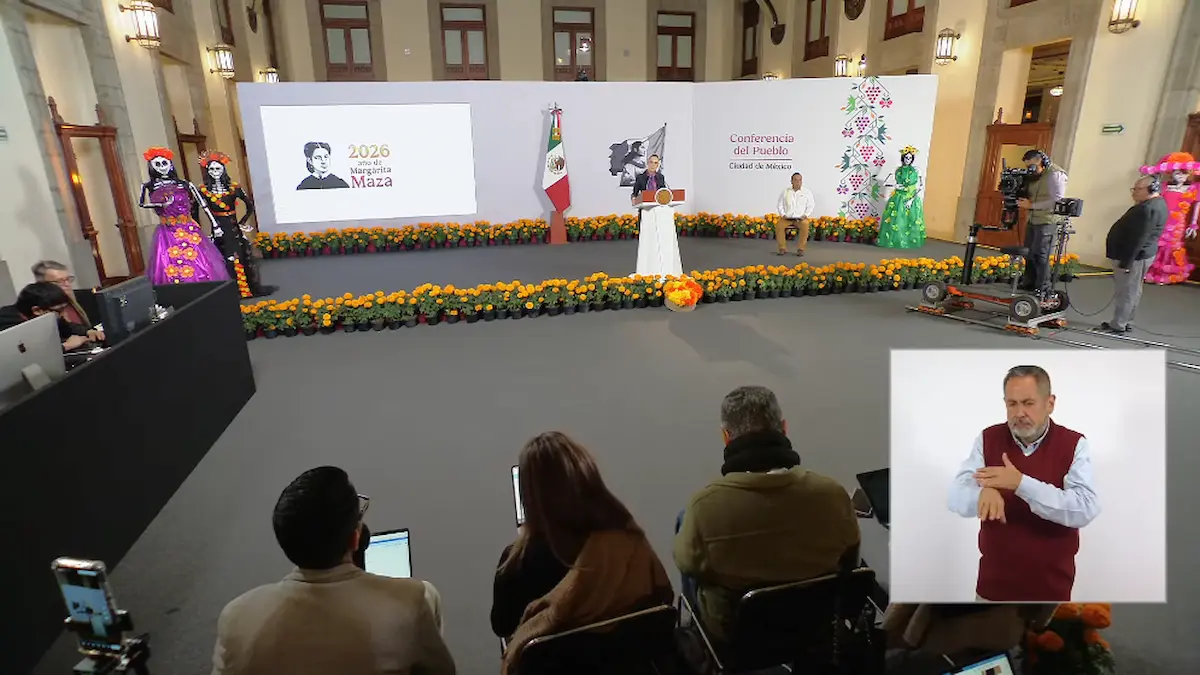 La Presidenta Claudia Sheinbaum durante su conferencia matutina desde Salón Guillermo Prieto en Palacio Nacional.