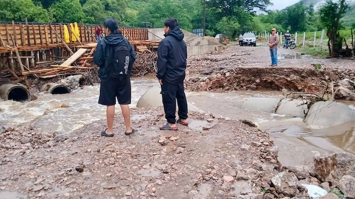 Las lluvias provocaron daños en viviendas y calles en Acapulco